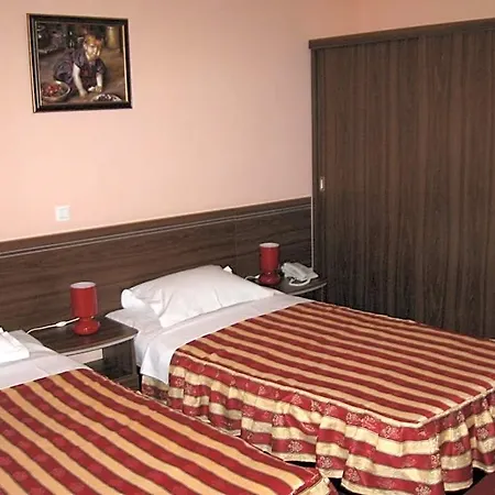 Hotel Premiere 3*