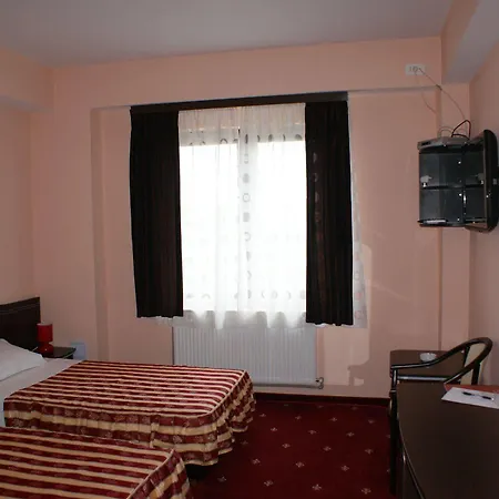 Premiere Hotel 3*