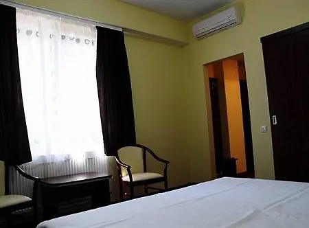 Premiere 3* Бухарест